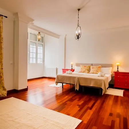 Apartment Amplio Y Luminoso-2d 2b-triana Sevilla