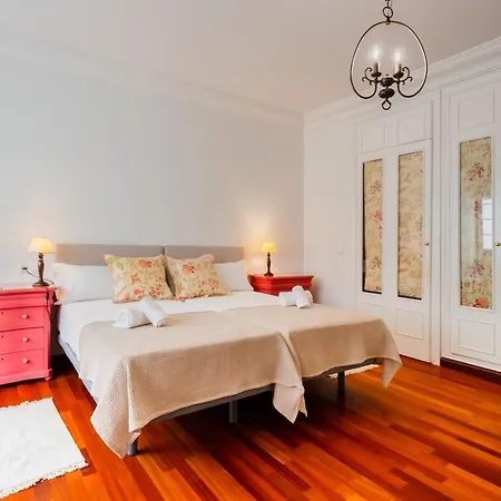 Amplio Y Luminoso-2d 2b-triana Apartmán Sevilla