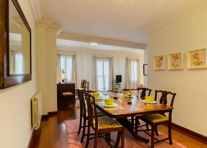 Spacious Bright-2bedroom 2bathroom-triana *