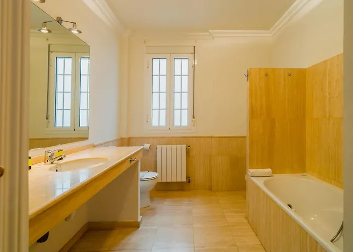 Spacious Bright-2bedroom 2bathroom-triana * Séville