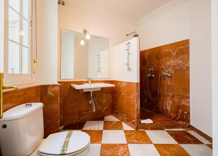 Spacious Bright-2bedroom 2bathroom-triana