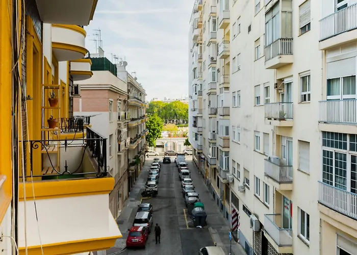 Spacious Bright-2bedroom 2bathroom-triana *